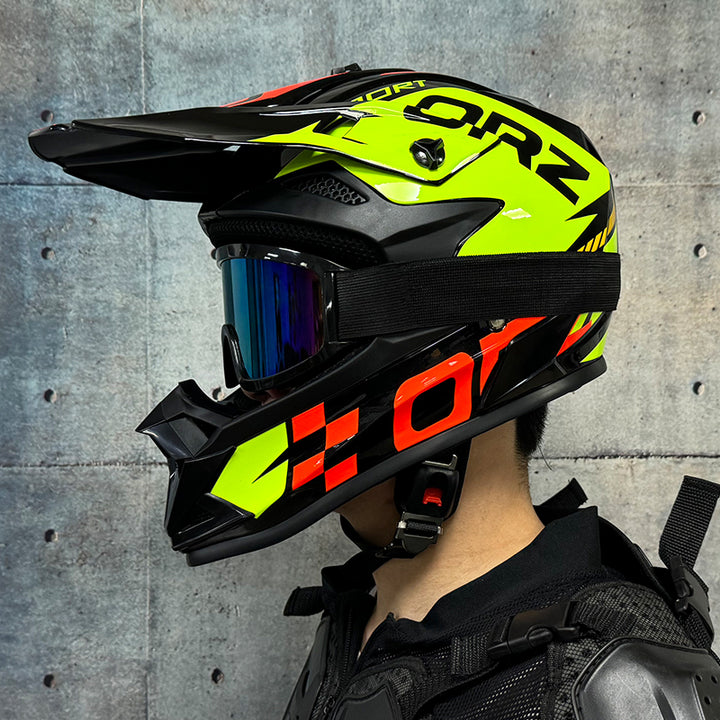 High-Quality Kids Off-Road Helmet - Motocross, Mountain Bike, ATV, DOT Certified, Lightweight ABS Material, Full Face Safety Gear for 1-2 Years Old, Unisex Design, Free Gift Included