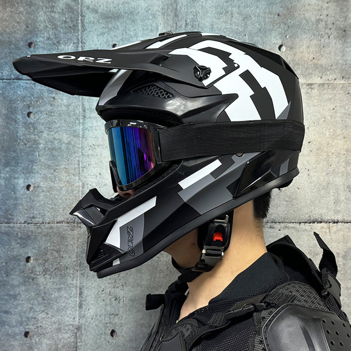 High-Quality Kids Off-Road Helmet - Motocross, Mountain Bike, ATV, DOT Certified, Lightweight ABS Material, Full Face Safety Gear for 1-2 Years Old, Unisex Design, Free Gift Included