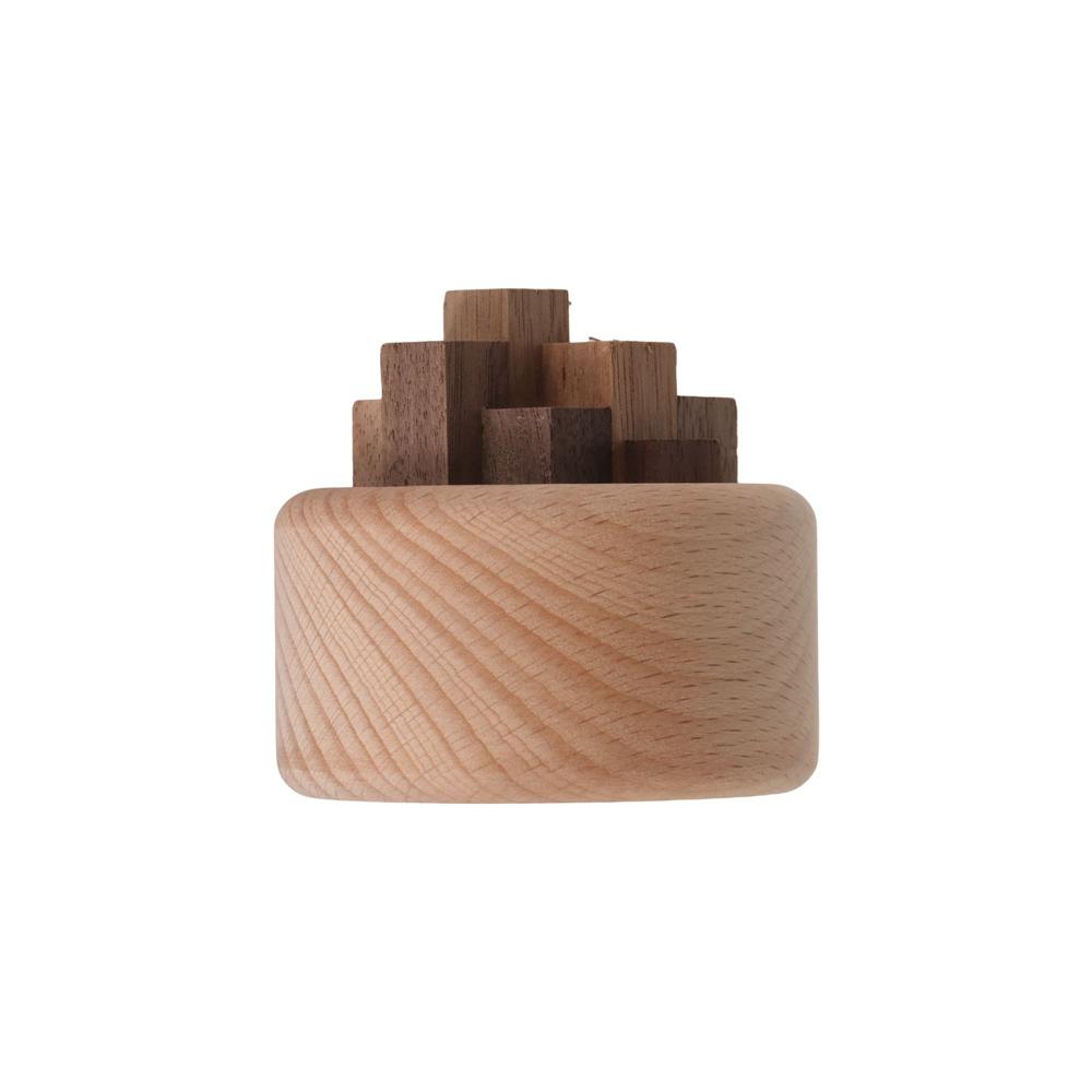 Luxury Essential Oil Wood Diffuser – Unique Wood Art Fireless Aroma Diffuser, Beech/Black Walnut Aromatherapy Ornament for Indoor Fragrance Expansion, Elegant Home Décor, Natural Scent