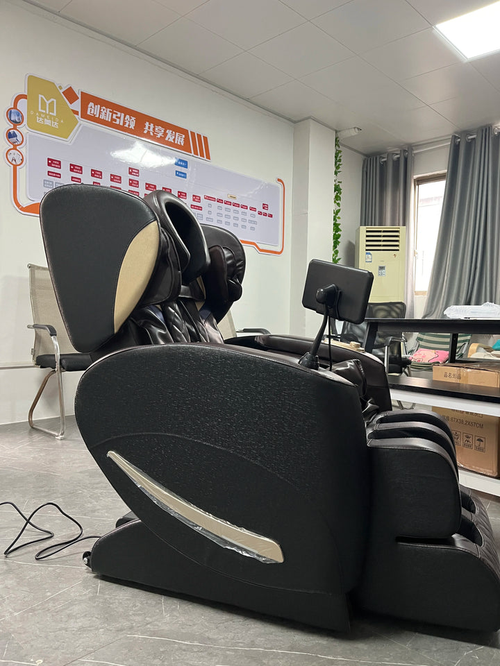Luxury Zero Gravity Massage Chair – Full Body Electric Recliner with Shiatsu Massage, Air Compression, Heat & Bluetooth Audio