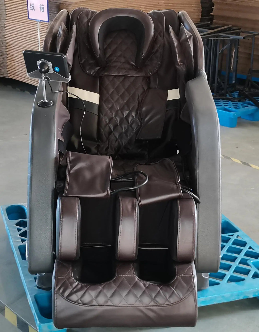 Luxury Zero Gravity Massage Chair – Full Body Electric Recliner with Shiatsu Massage, Air Compression, Heat & Bluetooth Audio
