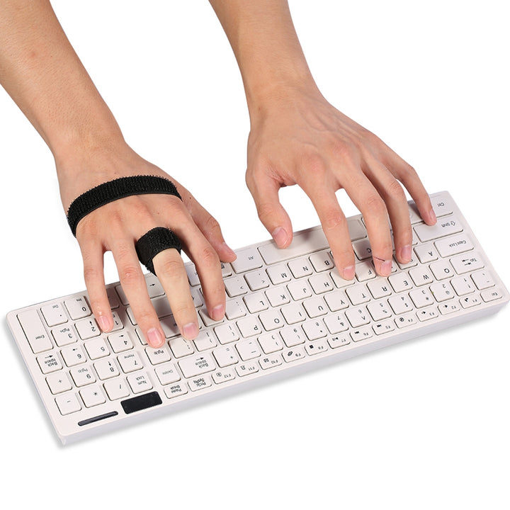 Premium Adjustable Finger Splint for Trigger Finger and Curved Finger Straightening, Support Brace with Hook & Loop Tape for Injury Recovery, Arthritis Relief, and Finger Protection – Fits All Sizes