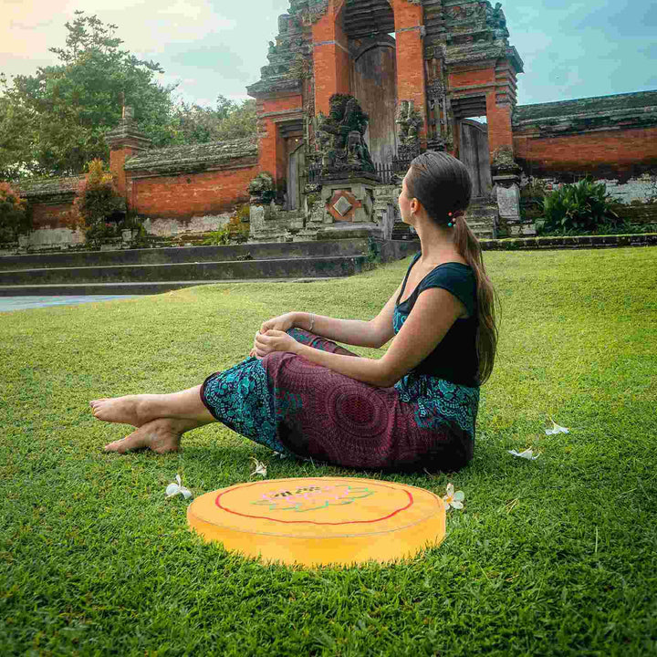 Premium Floor Cushion for Meditation & Yoga – Comfortable Tatami Mat Seat Pad – Soft Pearl Wool & Cloth Material – Perfect for Sitting, Prayer & Worship – Durable & Easy to Carry