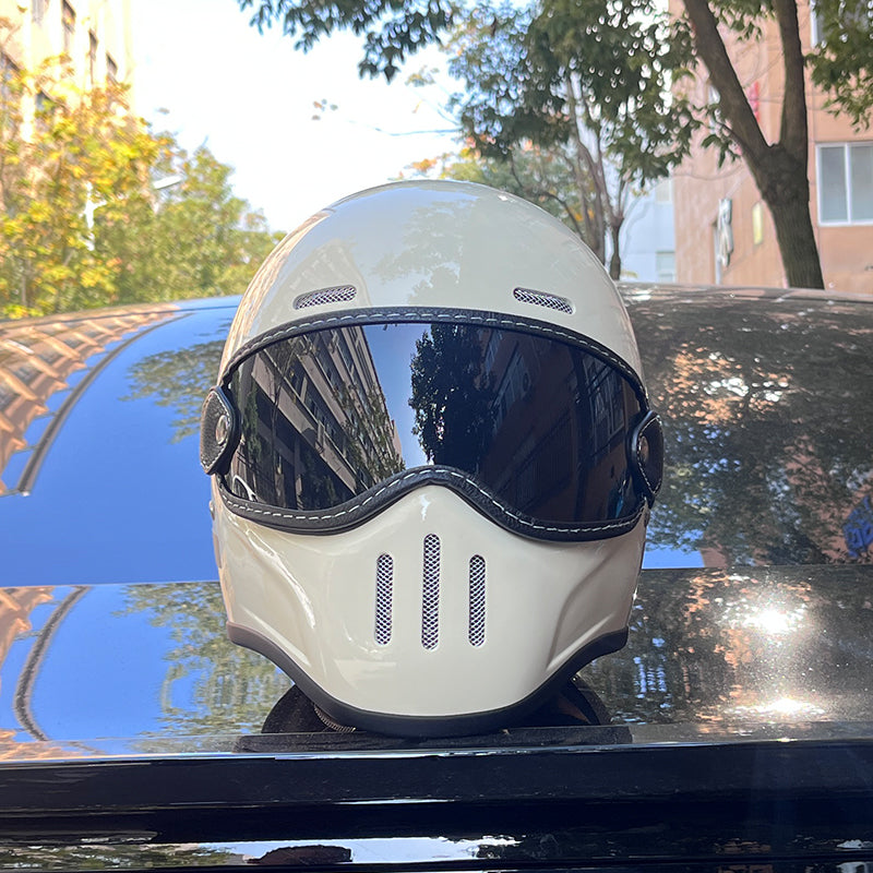 Premium Full Face Motorcycle Helmet – Retro Tokyo Style, Fiberglass, Clear Visor, Japan TT Design, Casco Moto for Men & Women, Lightweight, Comfortable, Stylish