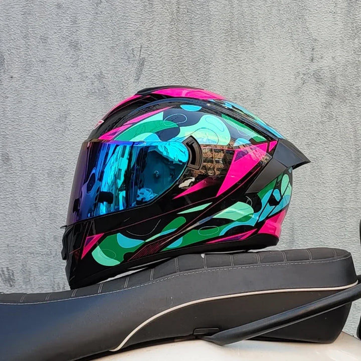 Premium Full Face Racing Motorcycle Helmet – Winter Warm Double Visor, Motorbike Sports Helmet, Adjustable Ventilation, Comfortable Fit for Winter Riding