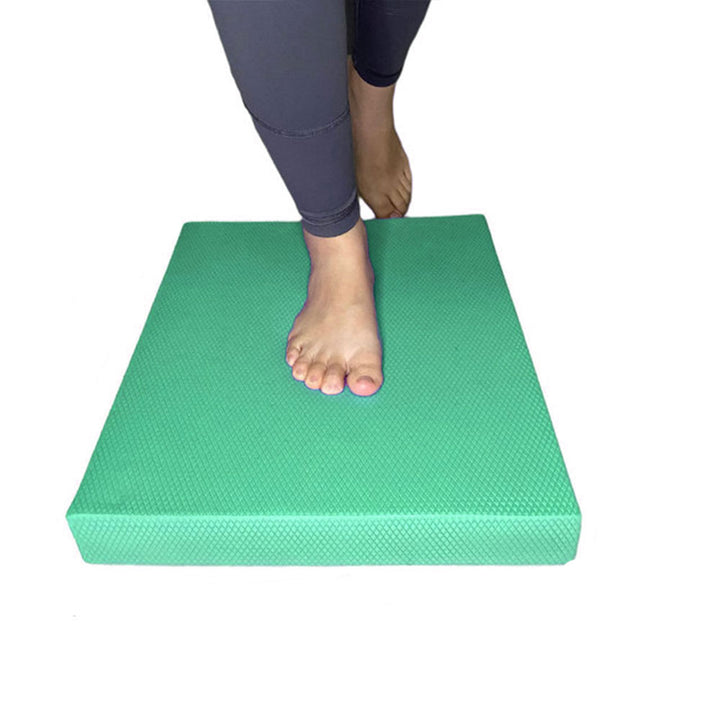 Premium Non-Slip Yoga Balance Pad – Soft Foam Exercise Cushion for Pilates, Fitness Training & Body Building, Ideal Balance Board for Stability & Core Strength