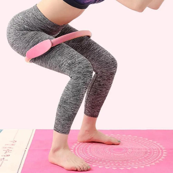 Premium Yoga Pilates Circle – Fitness Hoop for Inner Thigh & Body Sculpting – Durable Home Gym Equipment – Ideal for Upper Arms, Thighs, Chest & Pelvic Muscles – 4 Color Options
